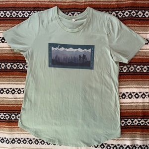 Zyia Active hiking graphic t-shirt